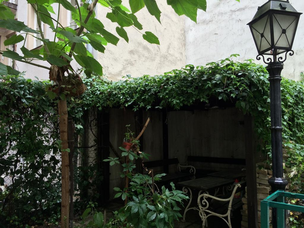 Ferienwohnung Oasis Of Downtown Budapest Exterior foto